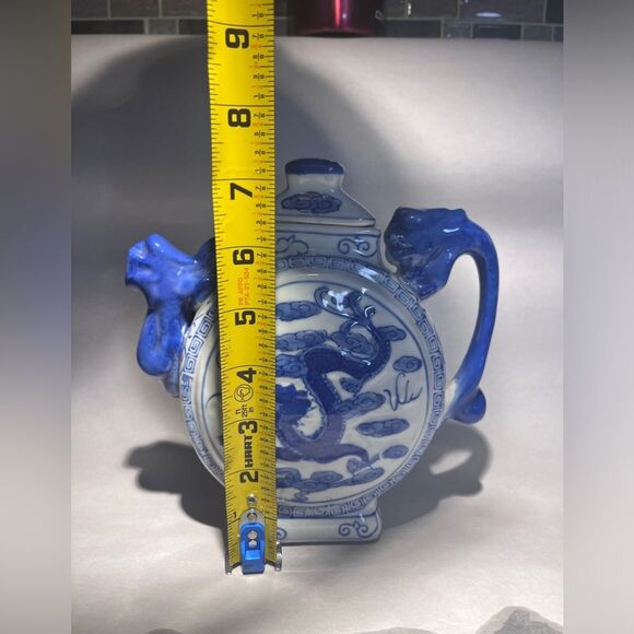 Vtg Dragon Design TeaPot Decorative White Blue Collectible Made In China - Picture 8 of 9
